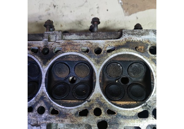 Головка двигуна 2.0 бензин "Вольво",N7Q, Renault Laguna,Safrane