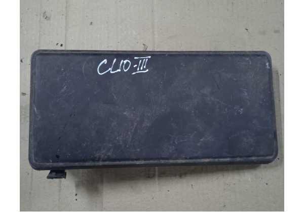 Резонатор повітряного фільтра Renault Clio 3, Modus, 8200305471 *