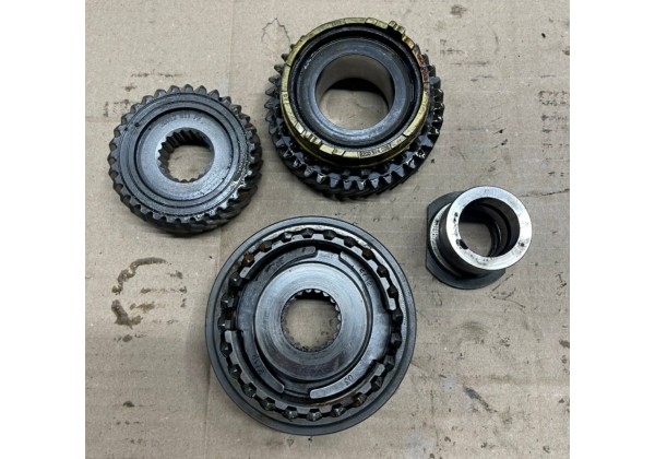 Синхронізатор з шестернями 5-ї передачі КПП Renault Clio 3, Logan, Sandero, JH1053, 7701478088, 8200611297, 8200607978