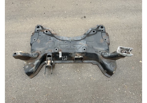 Підрамник Peugeot 307 кабріолет 