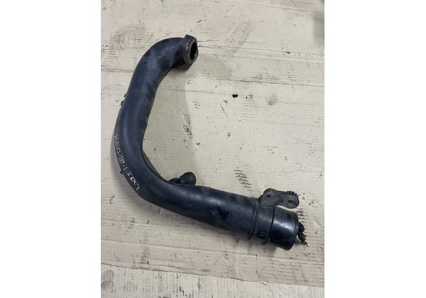 Патрубок інтеркулера від кпф до турбіни Renault Megane III 09-16, 8200645723