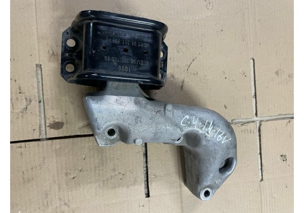 Подушка двигуна права Citroen C4, Peugeot 307, 1.4 16V, 1839C5, 1839H9, 9636270080, 9636583980, 9636845880
