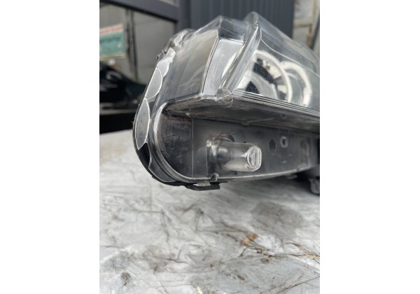 Скло лівої фари, фара ліва Renault Laguna III 07-10, 260600074R, Пошкоджений корпус