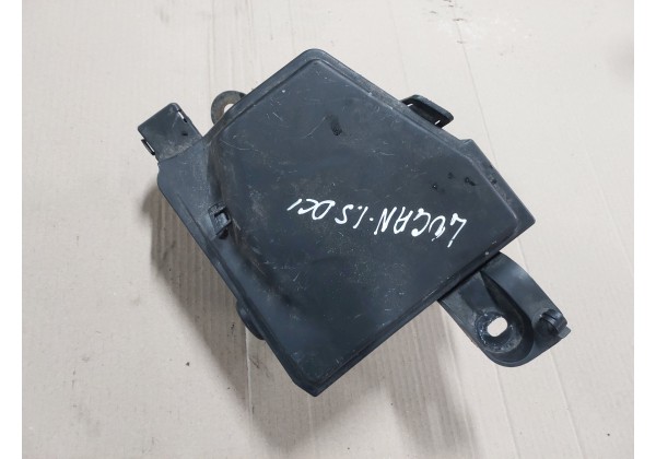 Коробка корпус блока запобіжників Renault Logan, Sandero, 1.5 DCi, 8200430035, 8200430036, 6001546841, 243822641R