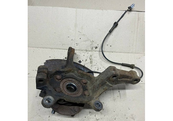 Цапфа передня ліва Renault Koleos, 08-16, 40015JY00A, 402022560R, 411611156R