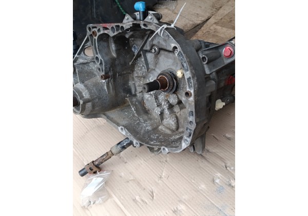 Коробка передач Рено Кліо 2 , 1.4 б 16v,JB3971