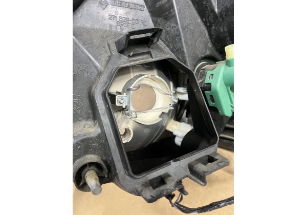 Фара права Renault Twingo 2, 27152800