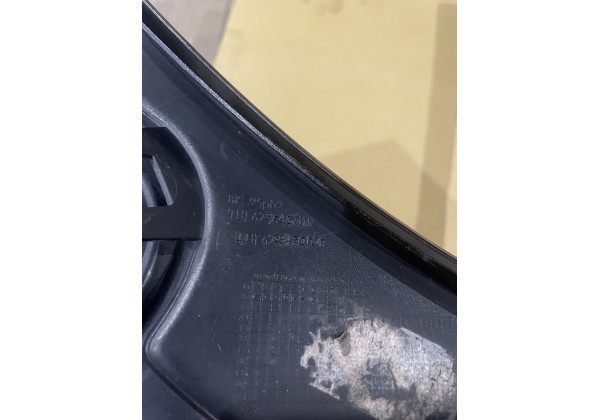 Решітка бампера ліва під парктронік Renault Megane III, 623843311R