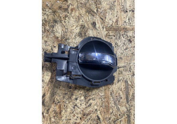 Ручка внутрішня правої передньої дверки Citroen C2, C3, 9647164377