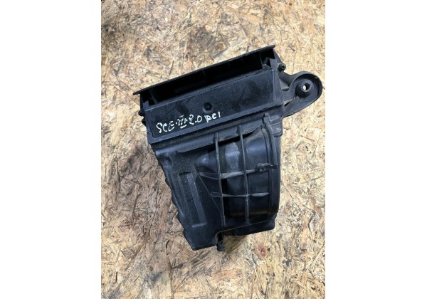 Корпус повітряного фільтра Renault Megane 3, Scenic 3, 2.0 DCi, 8200947662, 8200820885
