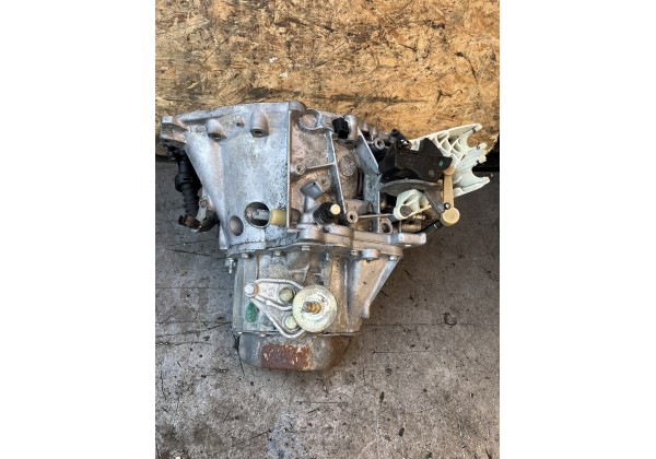 Коробка передач 2.0 16V, Peugeot 206,307, Citroen C3, C4. 20DM43