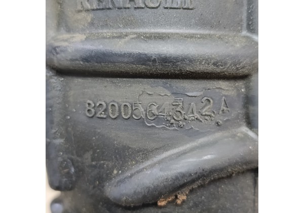 Патрубок повітря Рено Лагуна 2 ,2.0 дці, 8200564342