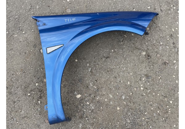 Крило переднє праве Renault Megane II