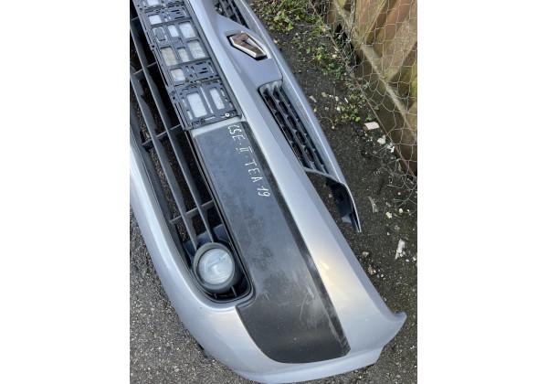 Бампер передній Renault Scenic II, до рест Код фарби TEA19