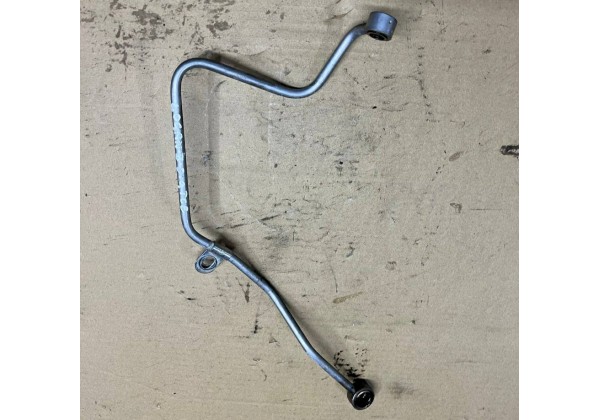 Трубка подачі мастила в турбіну Renault Captur, Clio 4, Dokker, Lodgy, Logan 2, Megane 3, Sandero 2, 0.9-1.2TCe, 151921134R