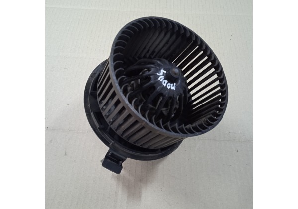 Моторчик пічки, вентилятор салону Renault Logan, Sandero, Modus, Clio 3, Duster, 7701209802, G101507G, J77ACV22, GMVB85CH