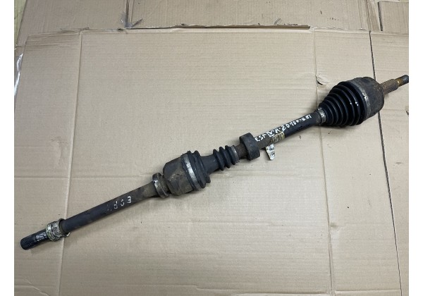Полуось передня права Renault Espace IV 2.0 16v, 8200470134