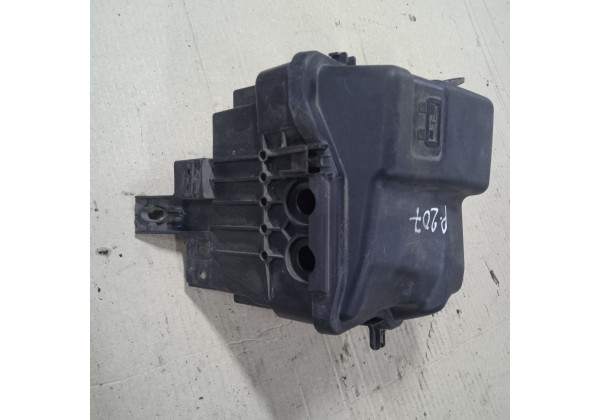 Корпус блока запобіжників Citroen C2 II, C3 II, Jumpy II, Peugeot 207, Expert II, 654587, 654588, 9657287080, 9657287180