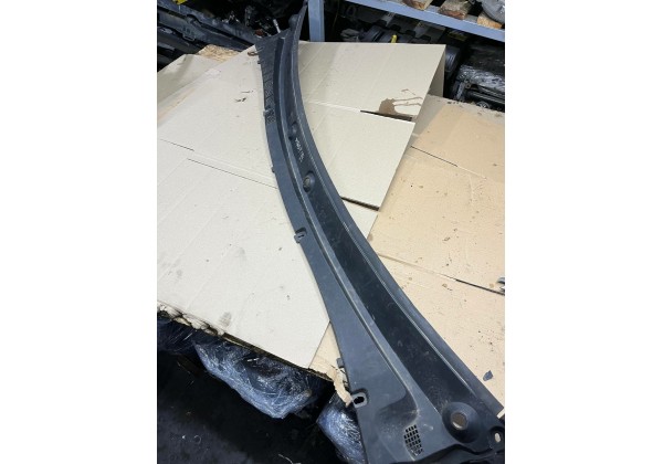Жабо, пластик під лобове скло Renault Master 3, 668110010R, 668110011R