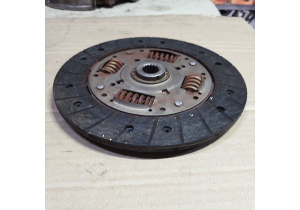 Диск щеплення Citroen Jumpy, Xantia, XM, ZX, Peugeot 205 II, 306, 309 II, 405, 605, 806, Expert, D-215мм., 9647716380