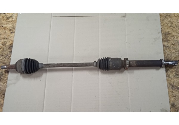 Полуось, приводний вал правий Renault Clio 3, Modus, 1.2 16V, 23x26 зуб, 8200378880 *