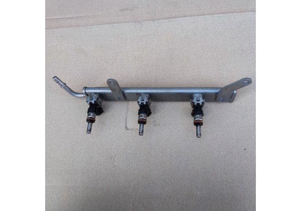 Форсунка паливна Renault Clio 4, Logan 2,Sandero 2, Captur,Twingo 3, Mercedes Smart , 0.9 TCE, H4B,0280158302,166009373R