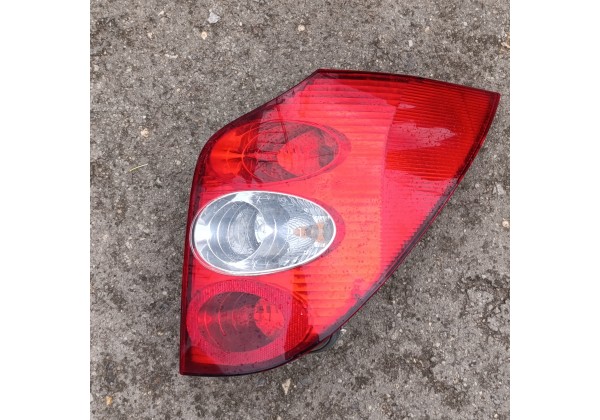 Ліхтар задній правий Renault Laguna II SW, 8200002472