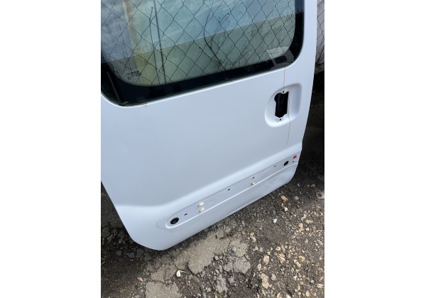 Дверка права зсувна Renault Kangoo, 03-08р (дефект) 