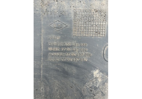 Кут бампера лівий зад Renault Scenic RX4, 7700435885