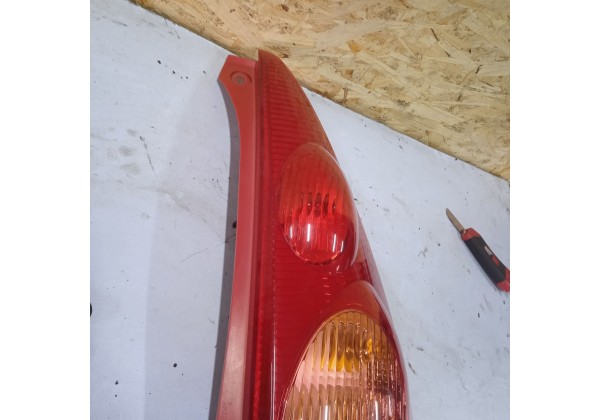 Ліхтар задній правий Citroen C1, Peugeot 107, 05-14, 81550-0H030