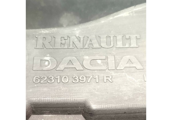 Решітка радіатора Dacia Logan 2, Sandero Stepway 2, 623103971R 