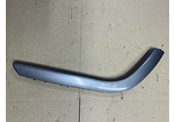 Накладка внутрішньої ручки передньої лівої дверки Peugeot 308, T7, 07-13, 9682480377