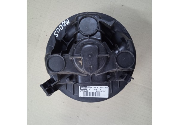 Моторчик пічки, вентилятор салону Renault Logan, Sandero, Modus, Clio 3, Duster, 7701209802, G101507G, J77ACV22, GMVB85CH