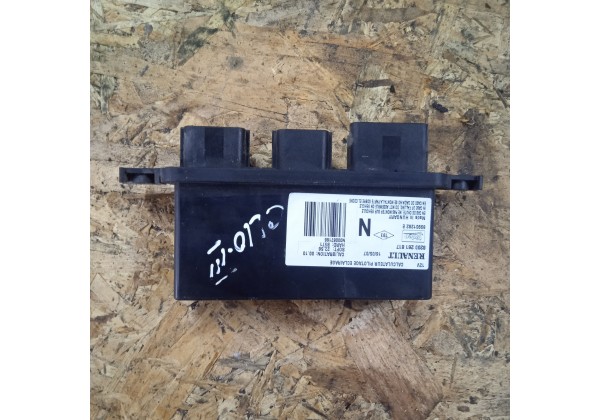 Блок управління освітленням Renault Clio 3, Modus, 8200261817
