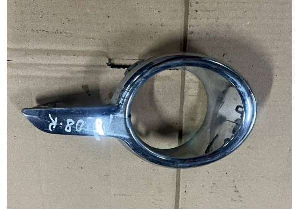 Накладка правої  ПТФ Peugeot 208, 2012-2015, 9673233277, 9676233077, 1608111480, 1608111680