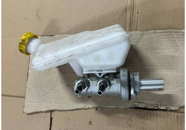 Головний гальмівний циліндр Citroen C3 II, C-Elysse, Peugeot 208, 301, 1.0-1.6i, 1.6 HDi, 0204123809, 4601W8, 4635F0