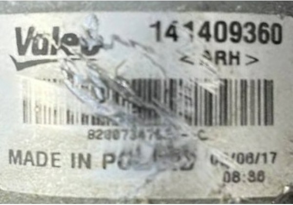 Трапеція передніх двірників з моторчиком Renault Master 3, 8200734788, 288100236R, 141409360