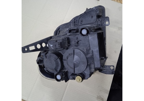 Фара передня ліва Renault Modus, 8200301829, 7701058174, ціна без поворотника!