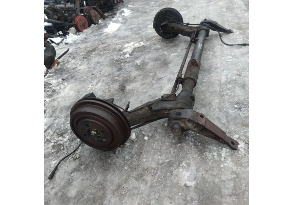Балка задня двоторсіонна Рено Канго, комплектна 