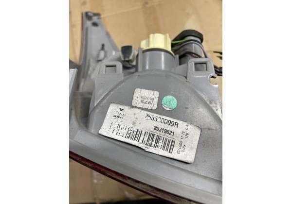 Ліхтар лівий в кришку багажника Рено Меган 3 хетчбек 265550009R