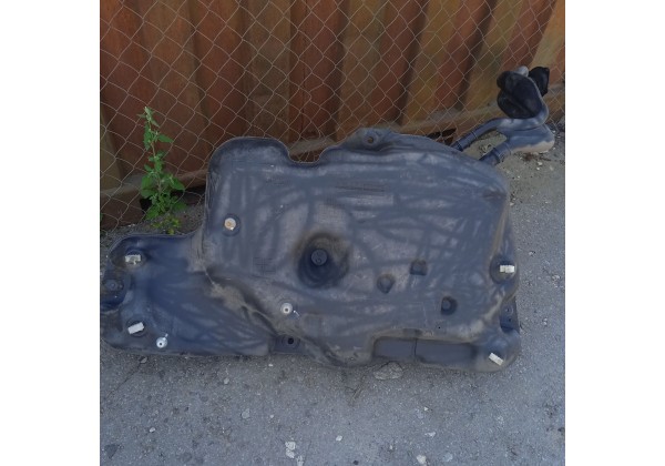 Паливний бак Renault Sandero Stepway 2, 172035861R