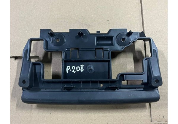 Кронштейн рамки дисплея Peugeot 208, 2008, 9672846077