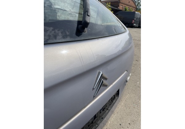 Кришка багажника Citroen Xsara Picasso, комплектна