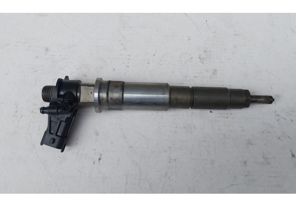 Форсунка дизельна Renault Laguna II, III, Espace IV, Koleos, Megane II, III, Scenic II, III, Trafic, 2.0 dCi, 166003429R, Bosch 0445115007, 8200409398, 7701476567