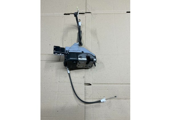 Замок задньої правої дверки Peugeot 308, T7, 07-13, 6 pin, 9138Q8, 9800617480, 567164