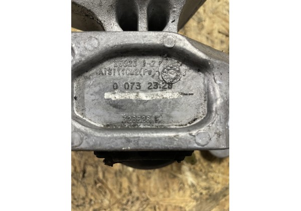 Подушка двигуна права Renault Megane III 1.5 dci, 112108807R