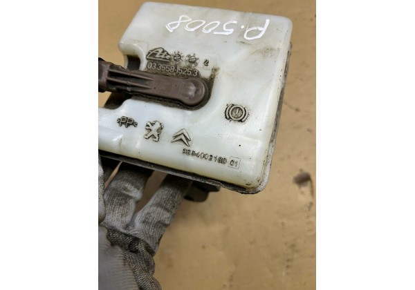 Головний гальмівний циліндр Citroen C4 Grand Picasso, Berlingo 2, DS5, Peugeot 3008, 5008, Partner 2, 4601T1, 4635C2, 03355815253, 9654002180