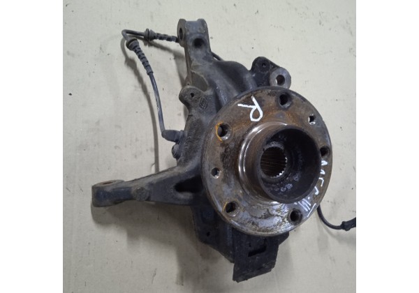 Поворотний кулак правий цапфа Renault Megane 3, Scenic 3, Fluence, 400140080R, 400147163R