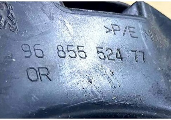 Кронштейн заднього бампера правий Peugeot 3008, 09-16, 7452ZC, 9685552477