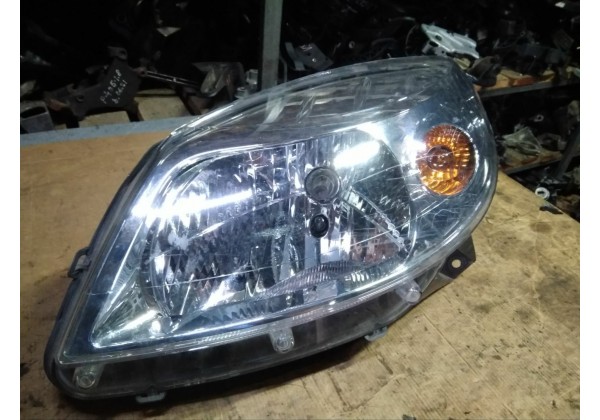 Фара передня ліва Renault Sandero, 07-13, 8200733878